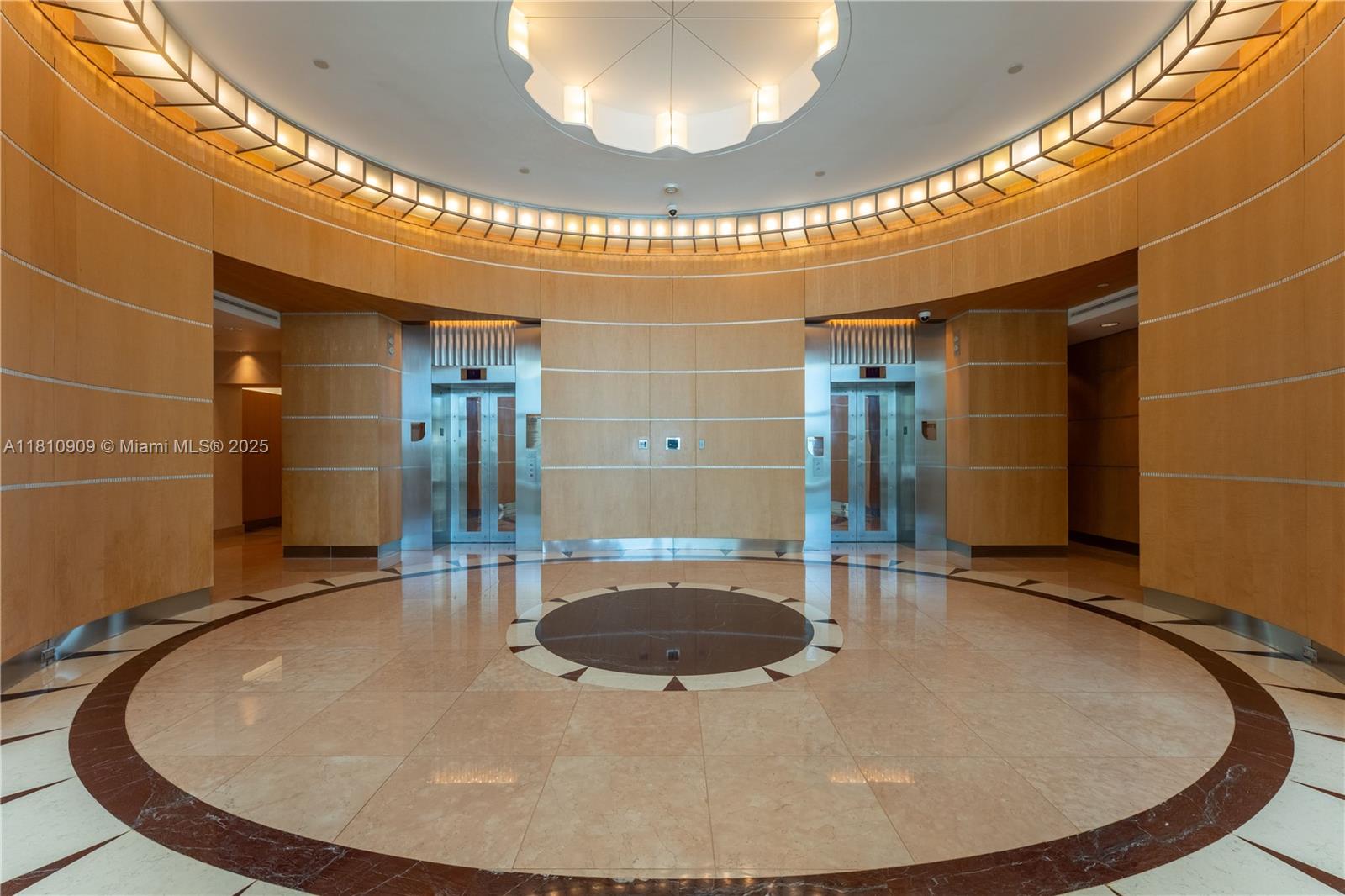 BRISTOL TOWER CONDO - Residential