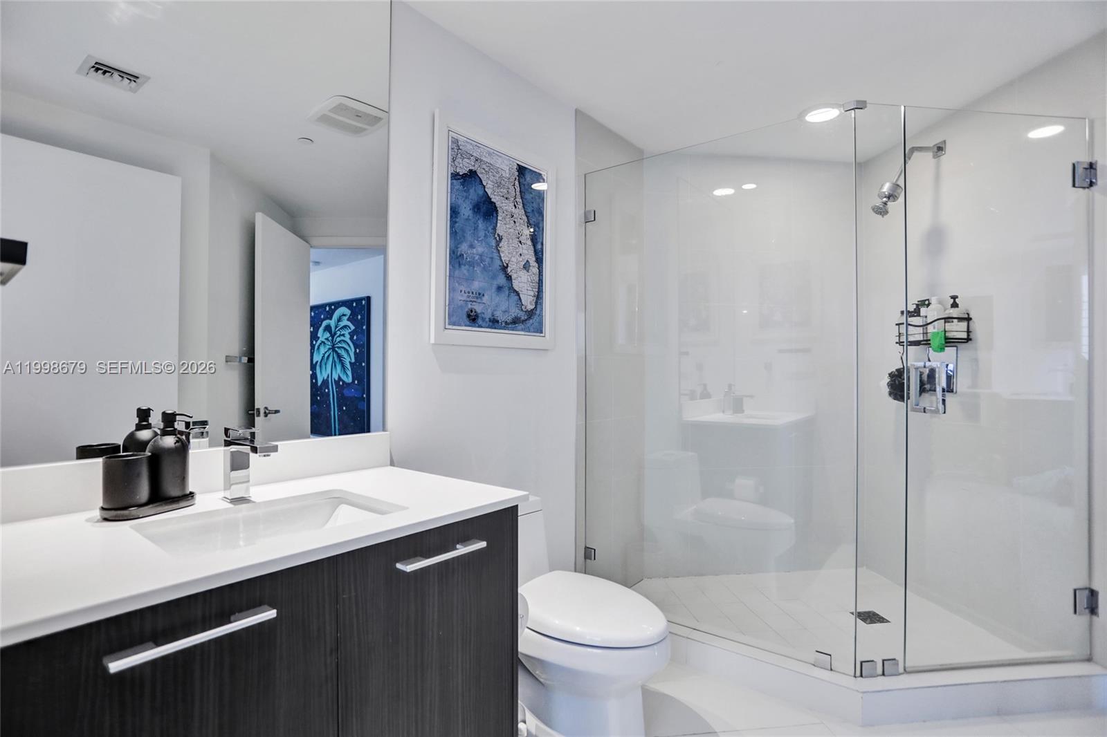 BRICKELL HEIGHTS EAST CON - Residential Lease