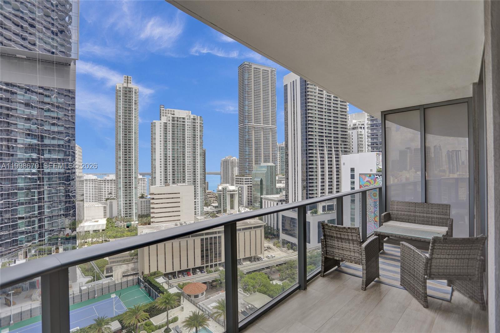BRICKELL HEIGHTS EAST CON - Residential Lease