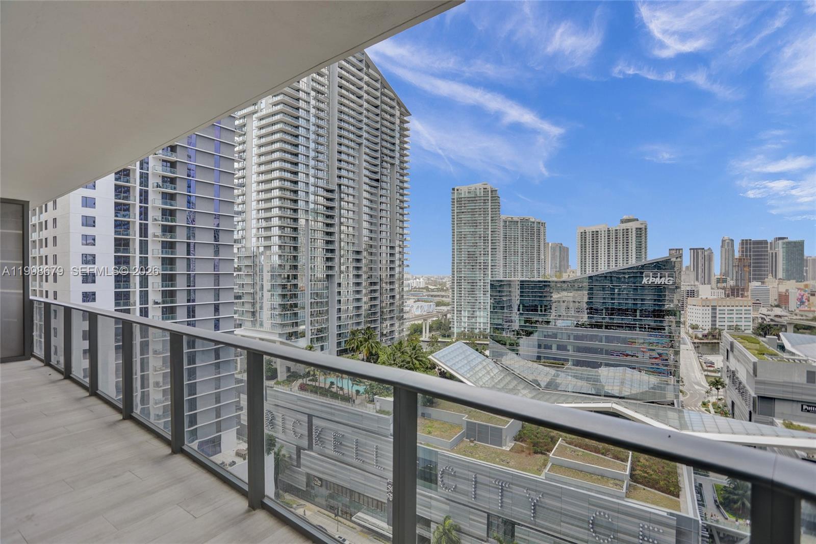 BRICKELL HEIGHTS EAST CON - Residential Lease