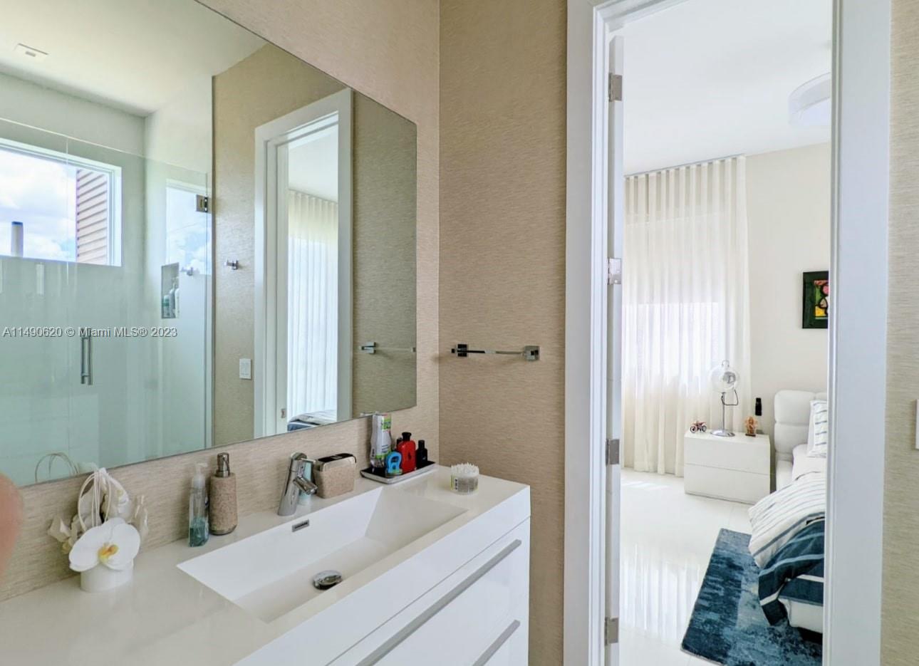 GRAND FLORIDIAN ESTATES - Residential