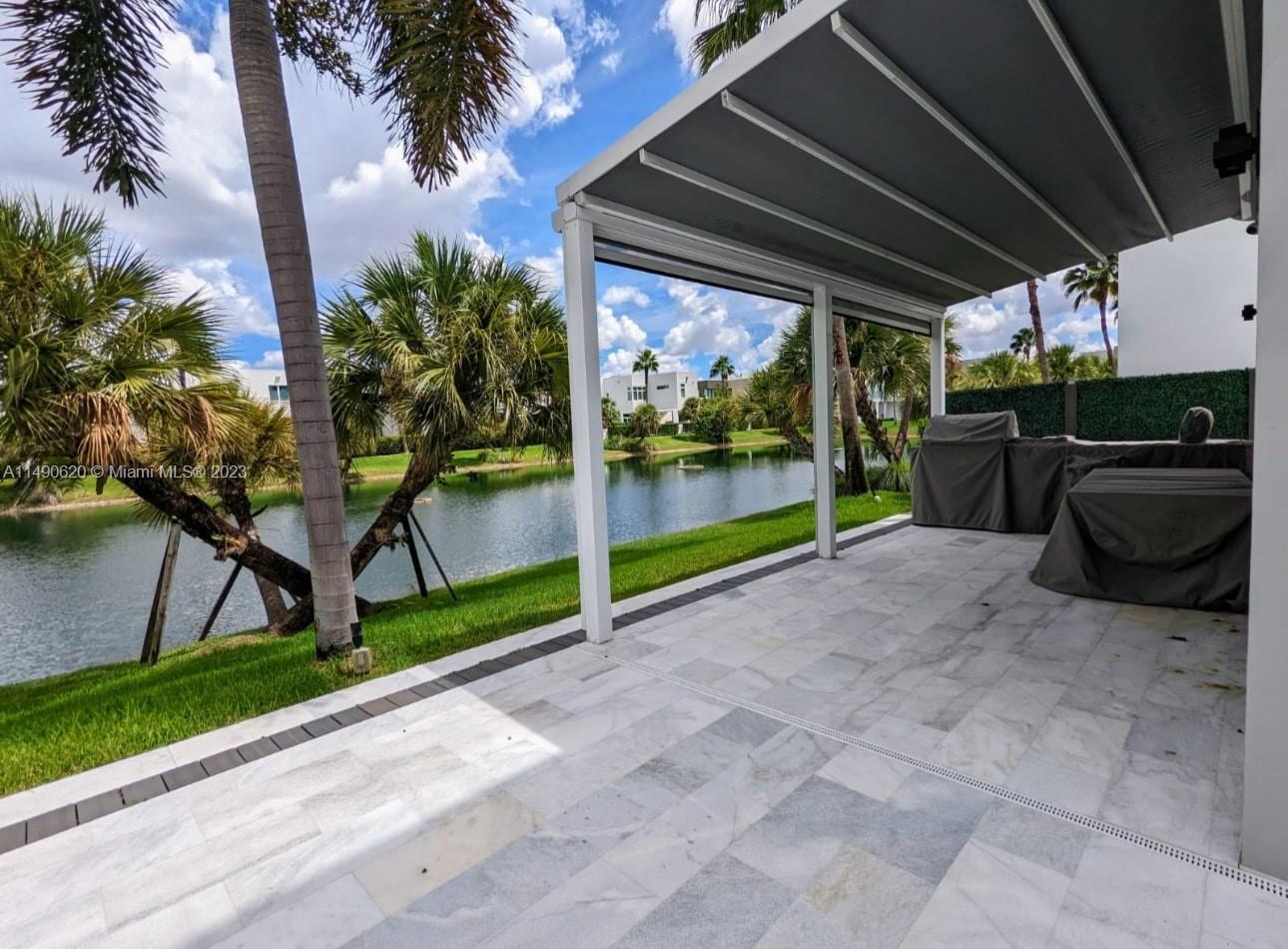 GRAND FLORIDIAN ESTATES - Residential