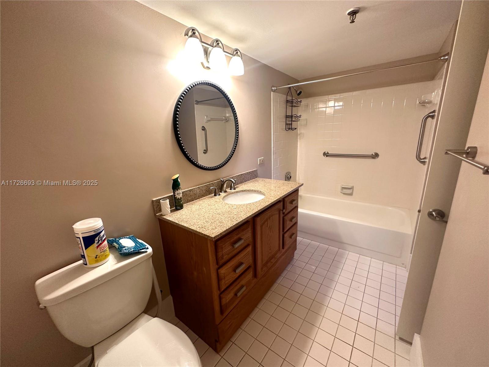 PINES OF BOCA BARWOOD CON - Residential