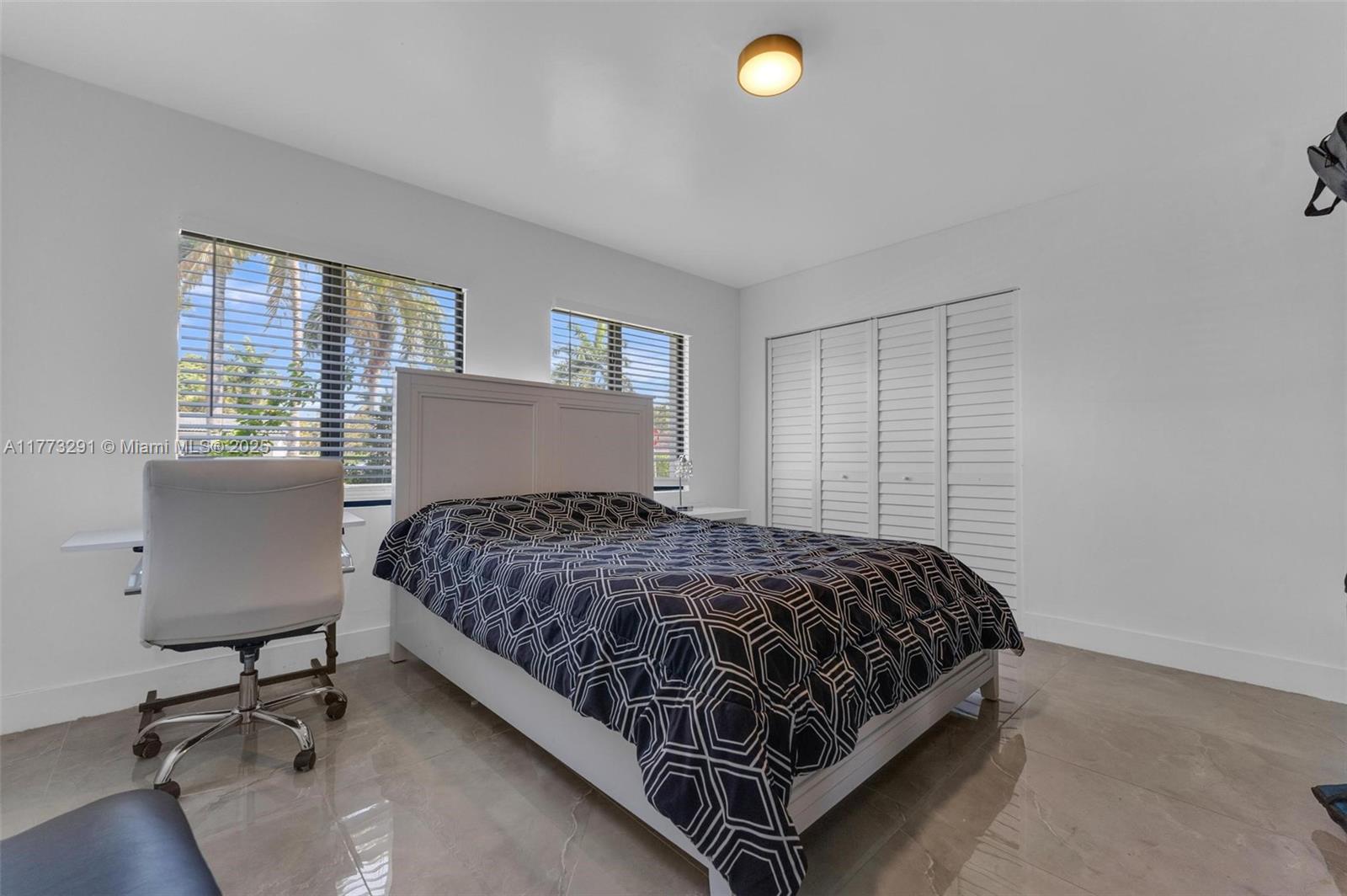 SUNSET TRAILS NO 4 - Residential