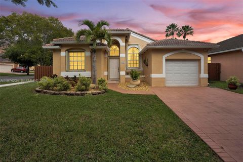 9437 SW 183rd Ter Palmetto Bay FL 33157