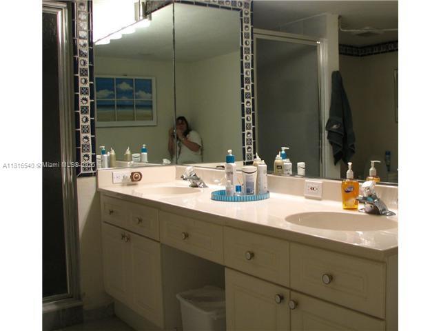 FLORIDA OCEAN CLUB CONDO - Residential Lease