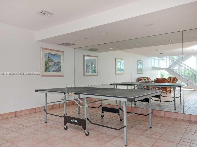 FLORIDA OCEAN CLUB CONDO - Residential Lease