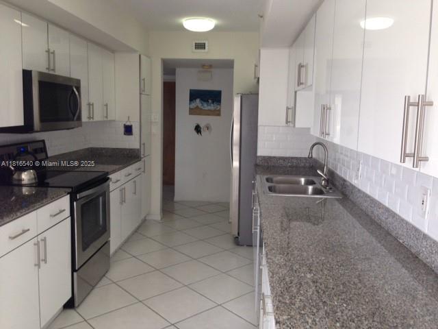 FLORIDA OCEAN CLUB CONDO - Residential Lease
