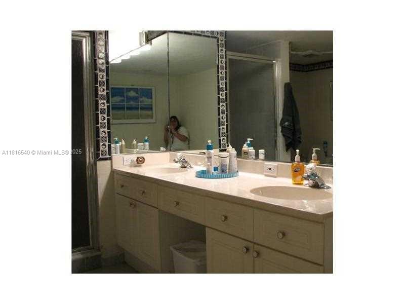 FLORIDA OCEAN CLUB CONDO - Residential Lease
