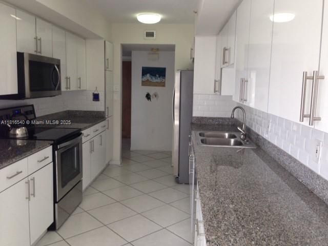 FLORIDA OCEAN CLUB CONDO - Residential Lease
