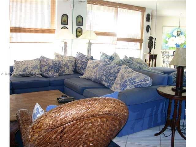 FLORIDA OCEAN CLUB CONDO - Residential Lease