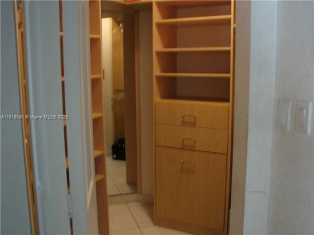 FLORIDA OCEAN CLUB CONDO - Residential Lease