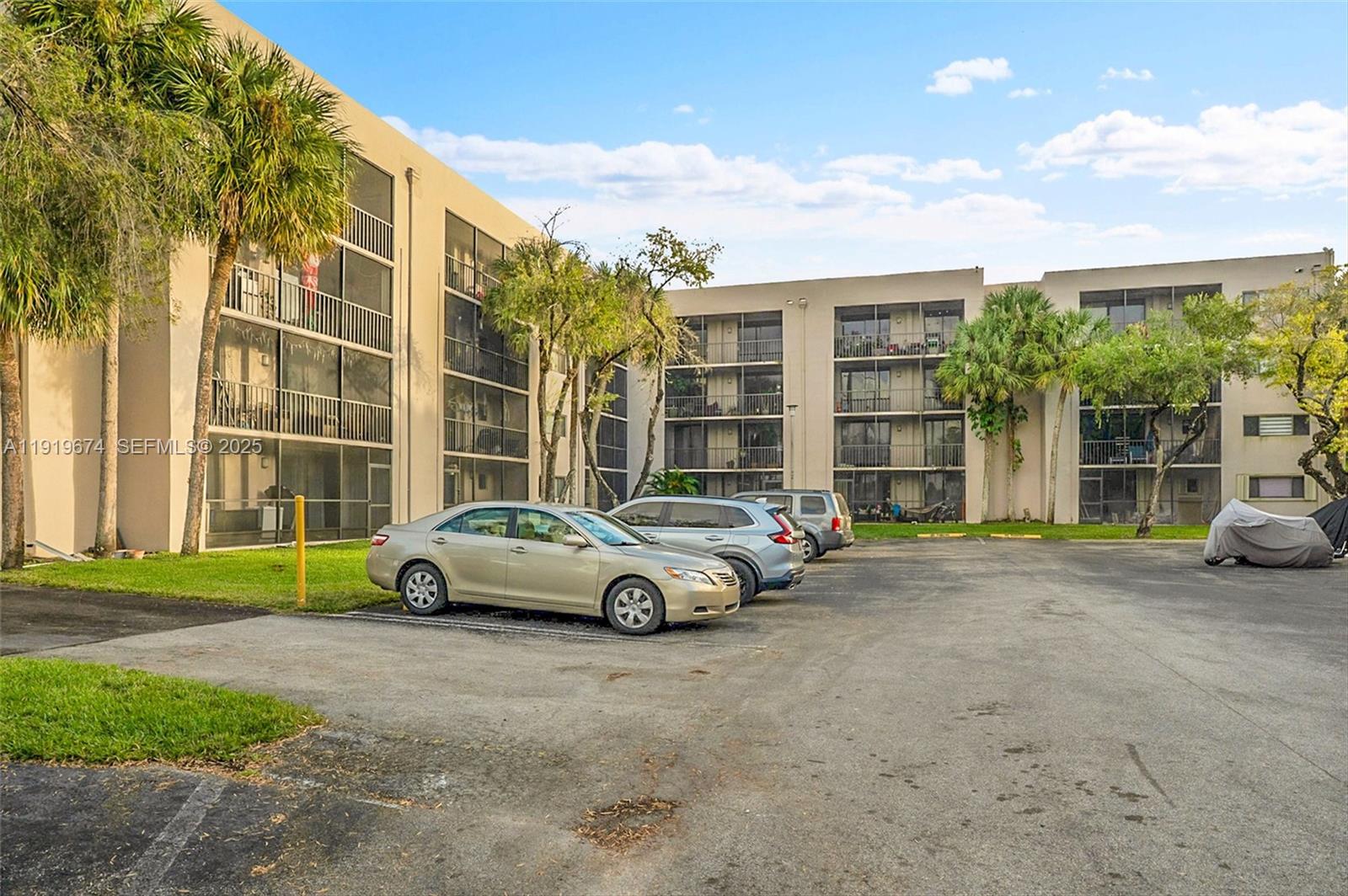 HORIZONS WEST CONDO #3 - Residential Lease