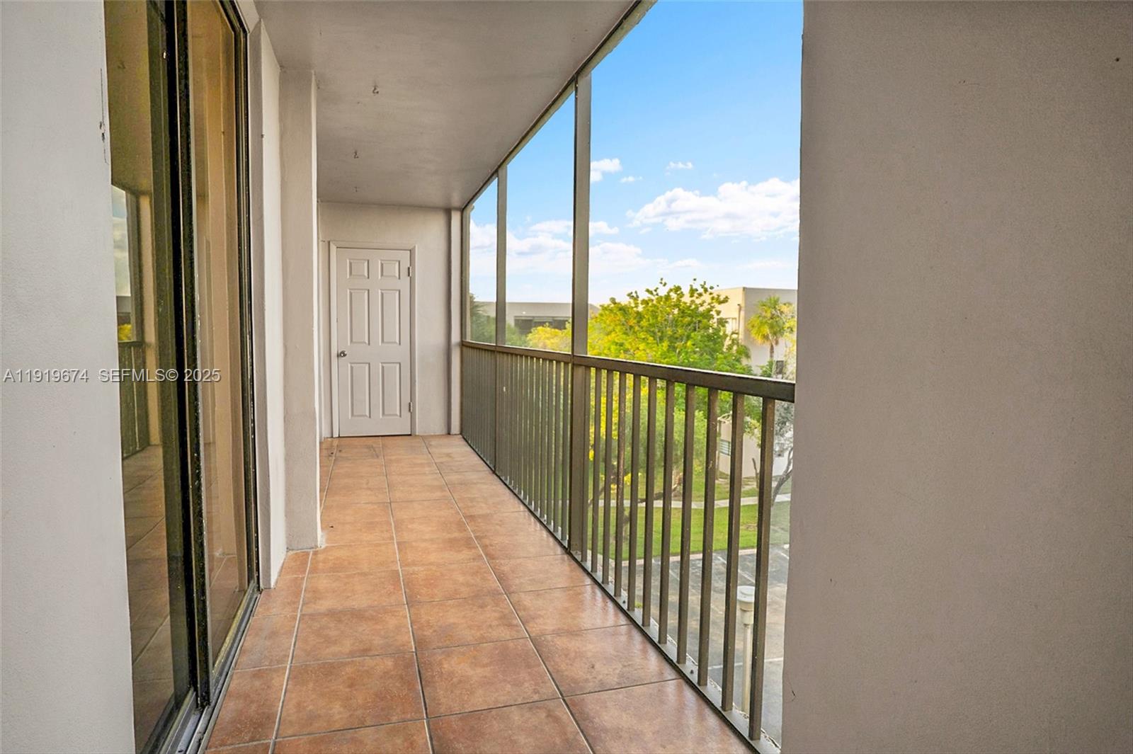 HORIZONS WEST CONDO #3 - Residential Lease