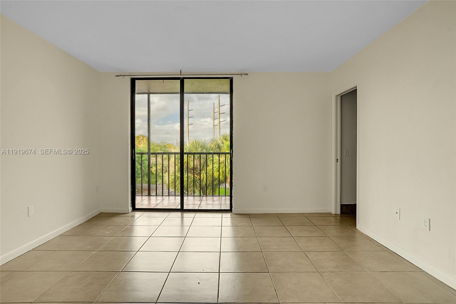 HORIZONS WEST CONDO #3 - Residential Lease