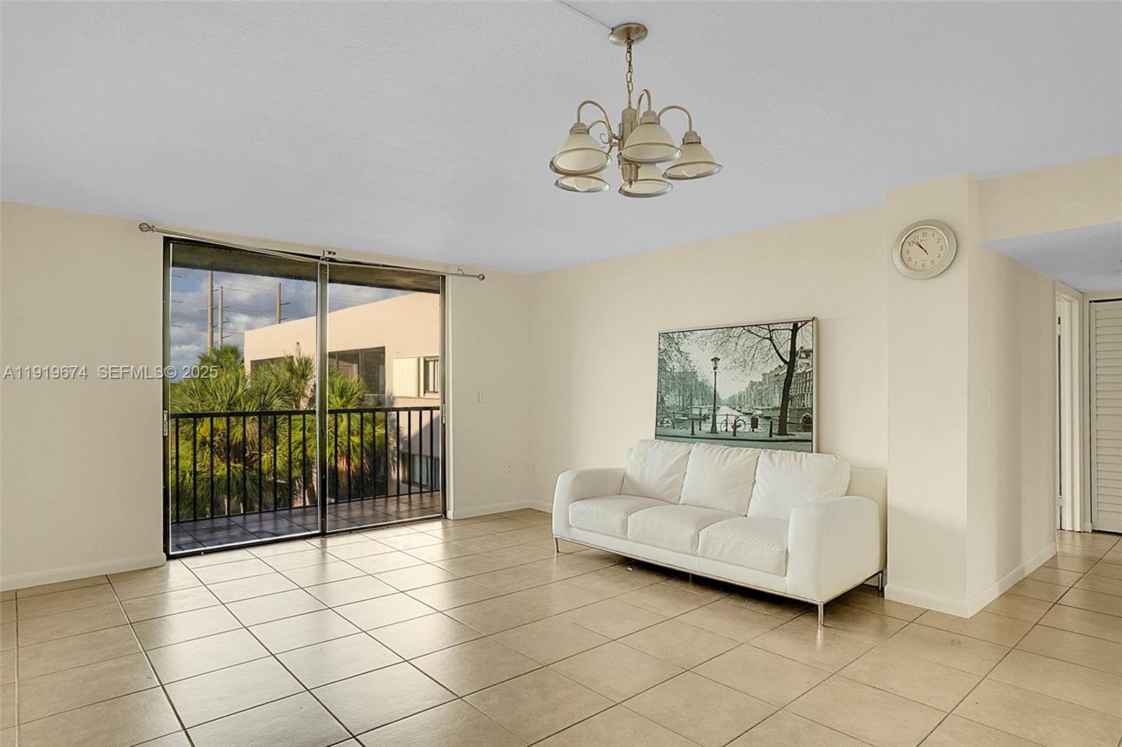 HORIZONS WEST CONDO #3 - Residential Lease