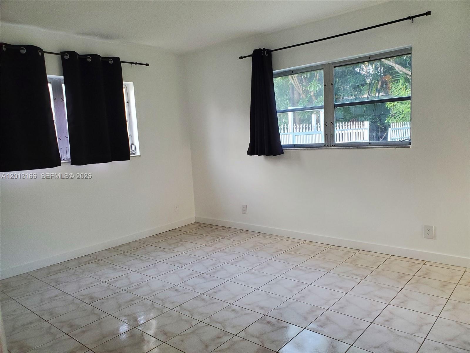 SEVENTEENTH GREEN CONDO - Residential Lease
