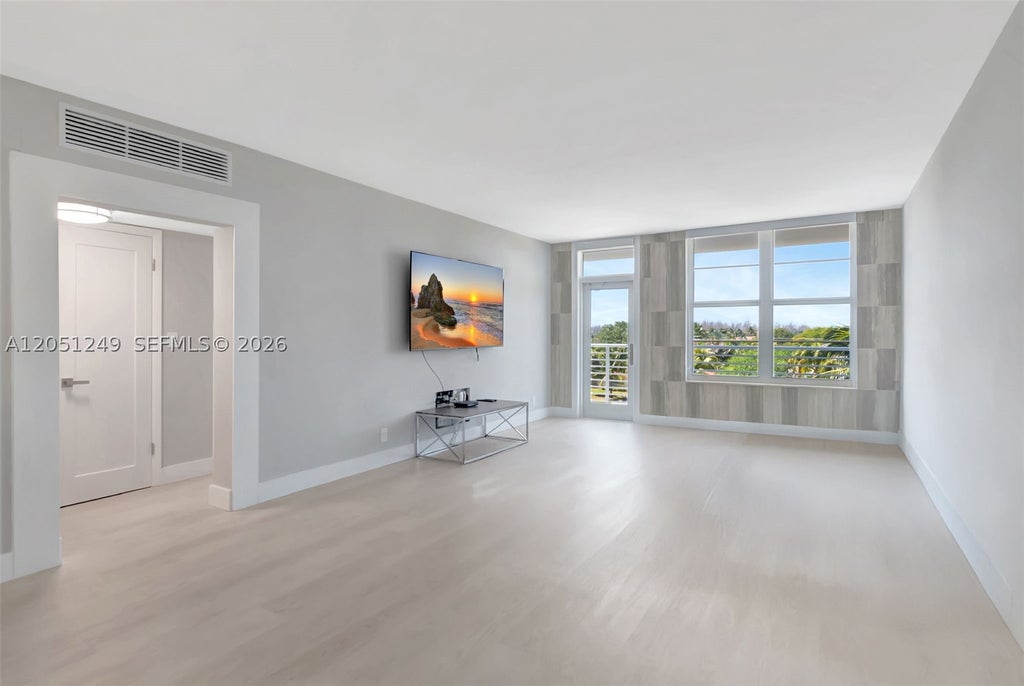 Photo of 2851 S Ocean Blvd #4M, Boca Raton, FL 33432 (MLS # A12051249)