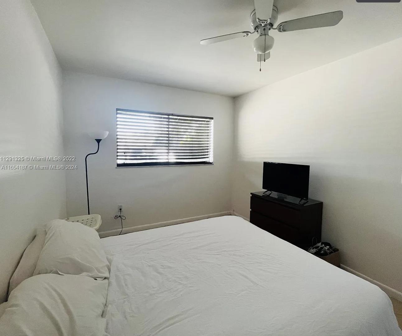 BISCAYNE COVE CONDO - Residential