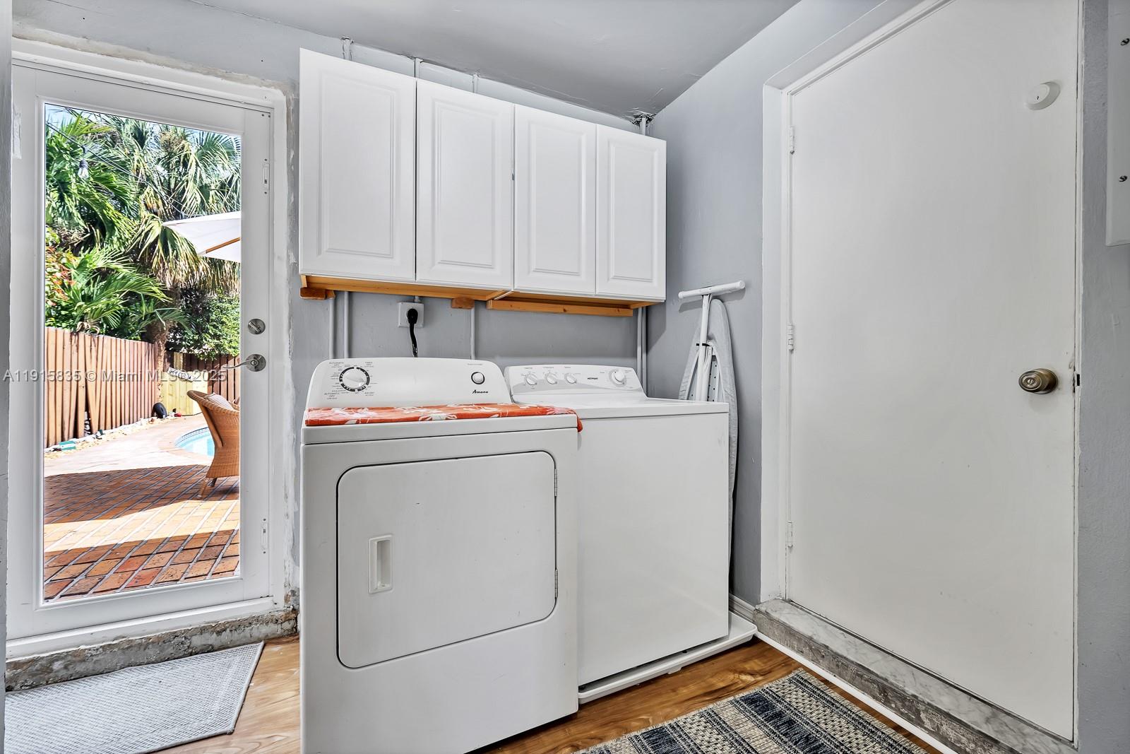 HILLSIDE PARK - Residential