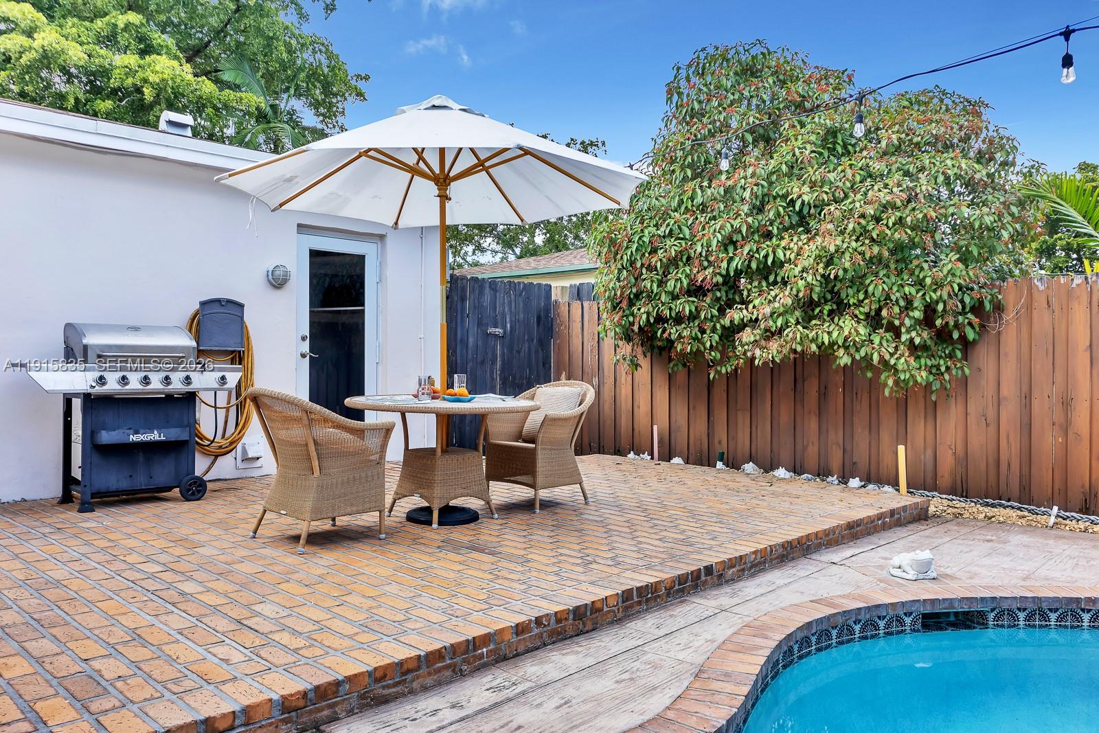 HILLSIDE PARK - Residential