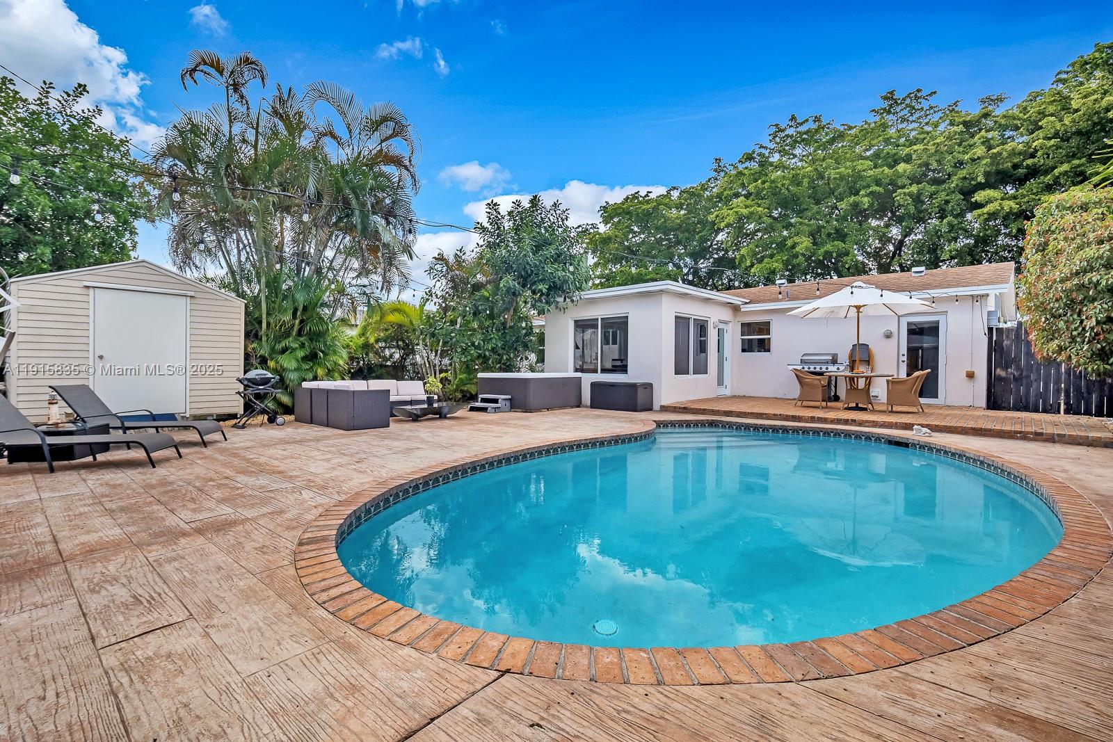 HILLSIDE PARK - Residential