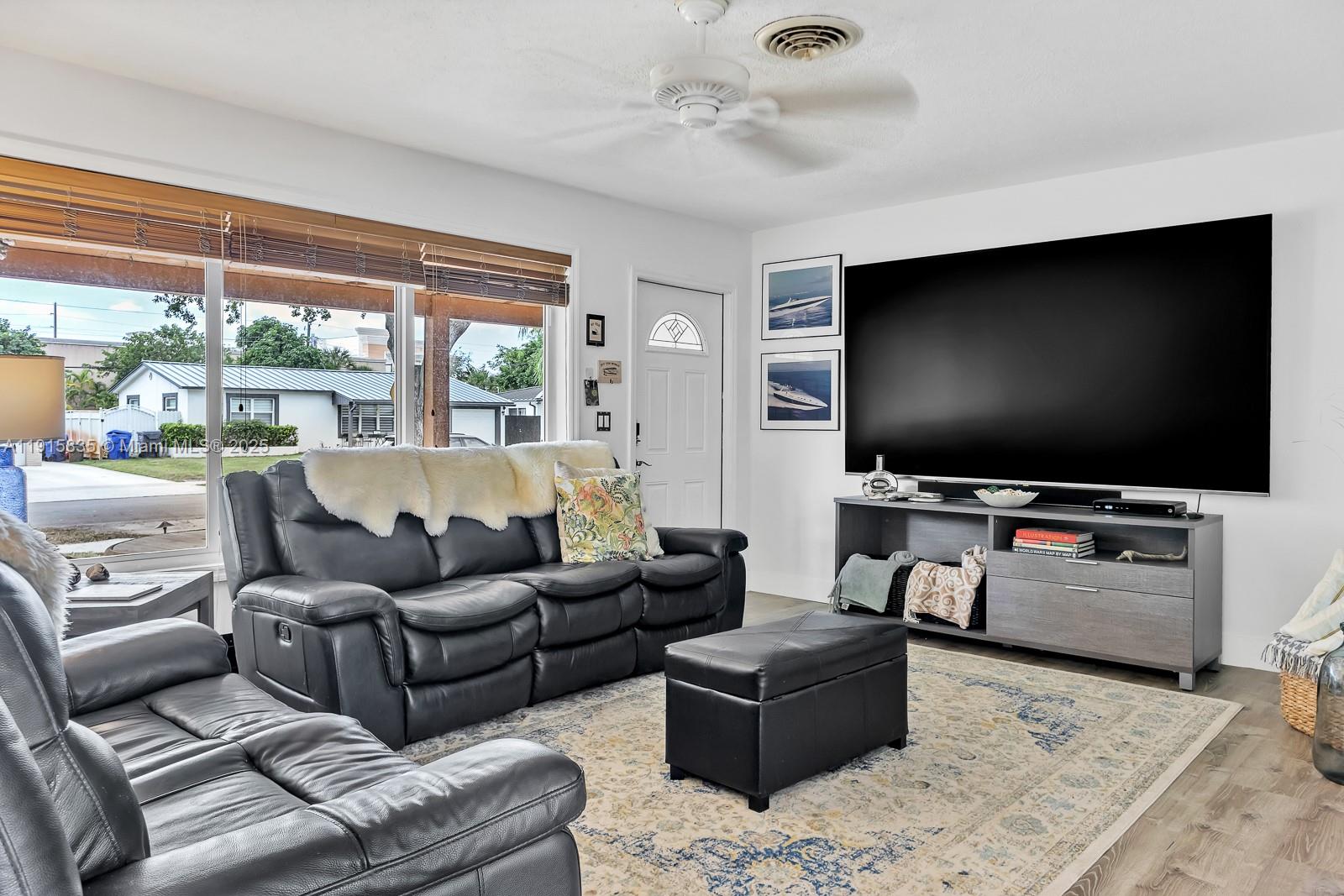 HILLSIDE PARK - Residential