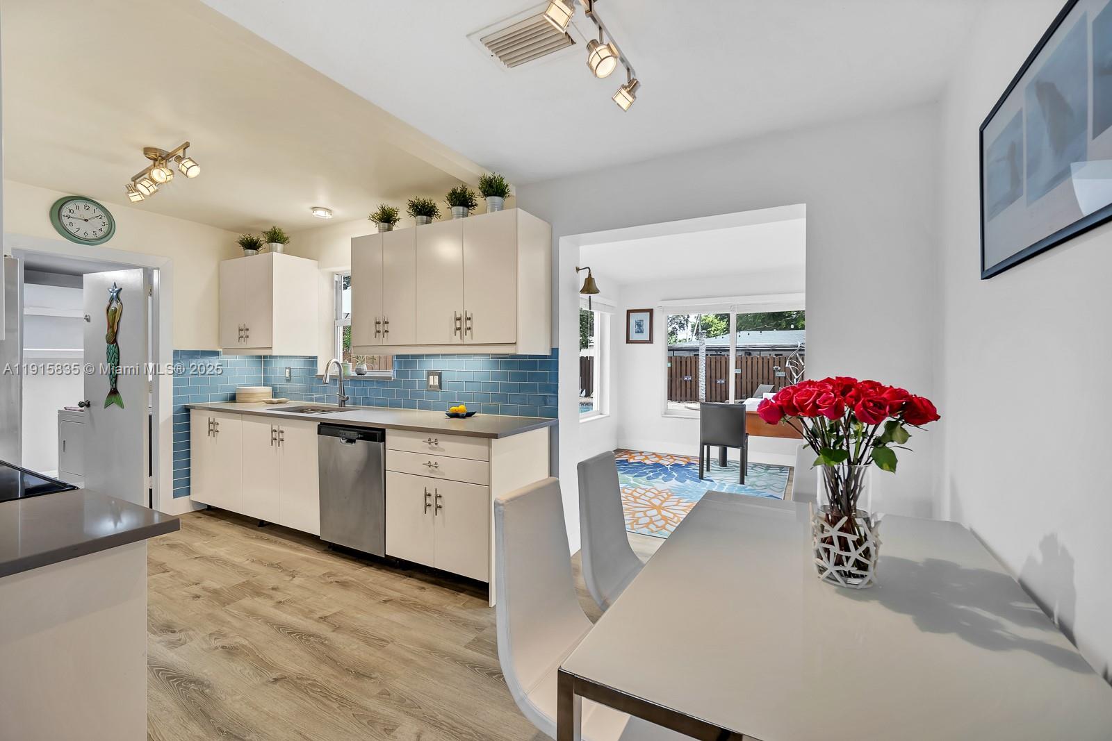 HILLSIDE PARK - Residential