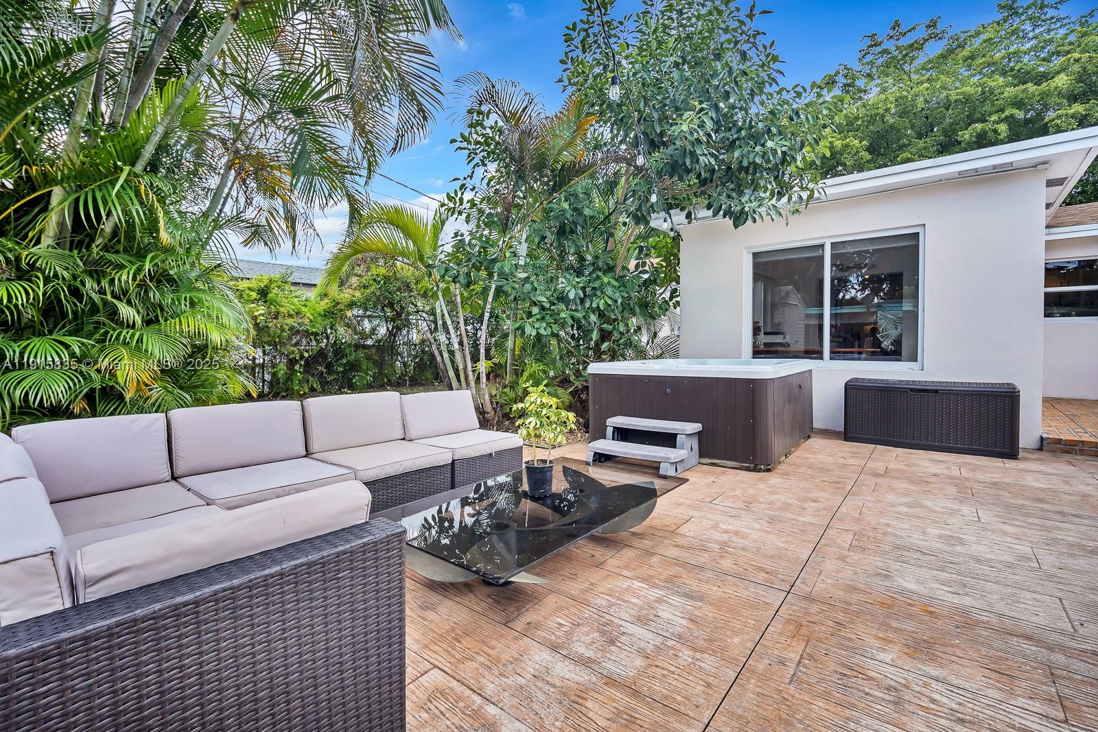 HILLSIDE PARK - Residential