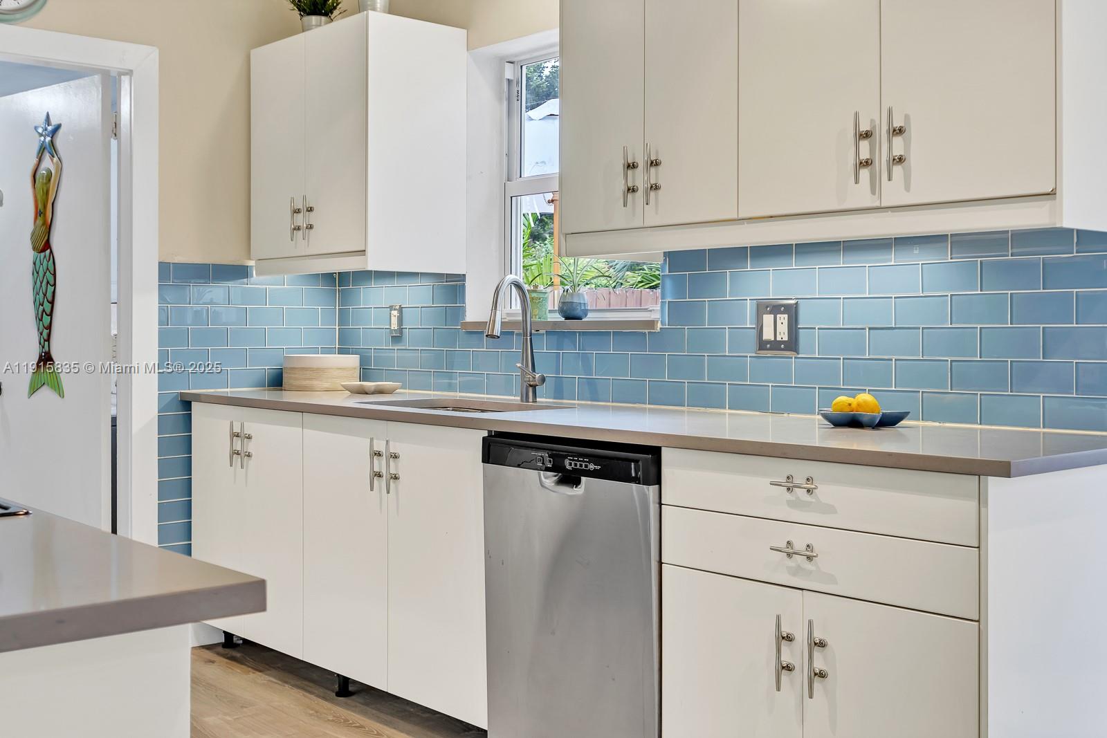 HILLSIDE PARK - Residential