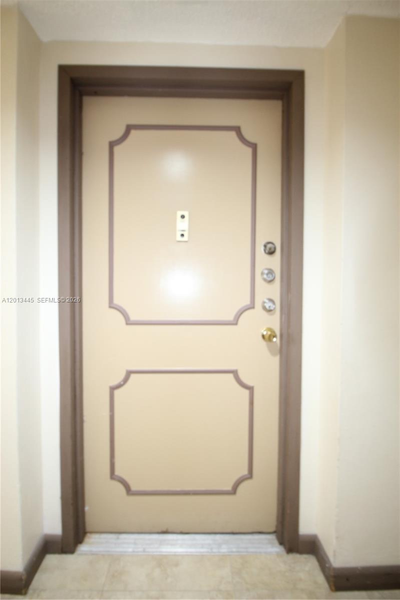 GREYNOLDS PARK CLUB CONDO - Residential