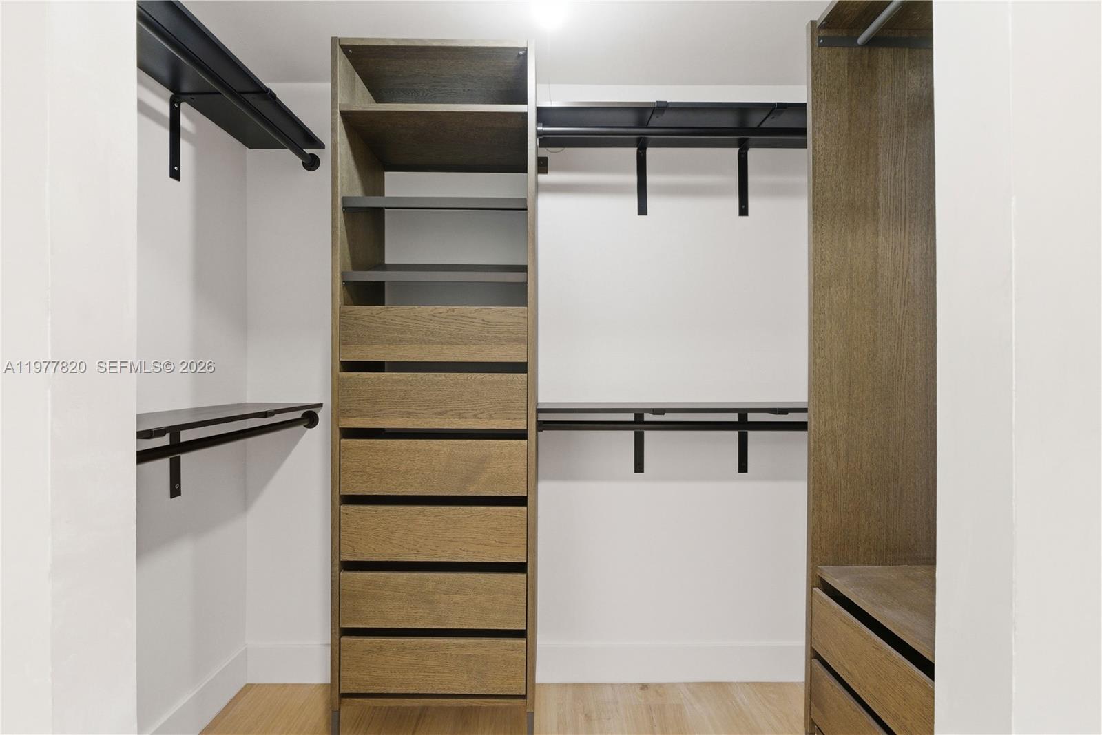 EASTVIEW MANOR - Residential Lease