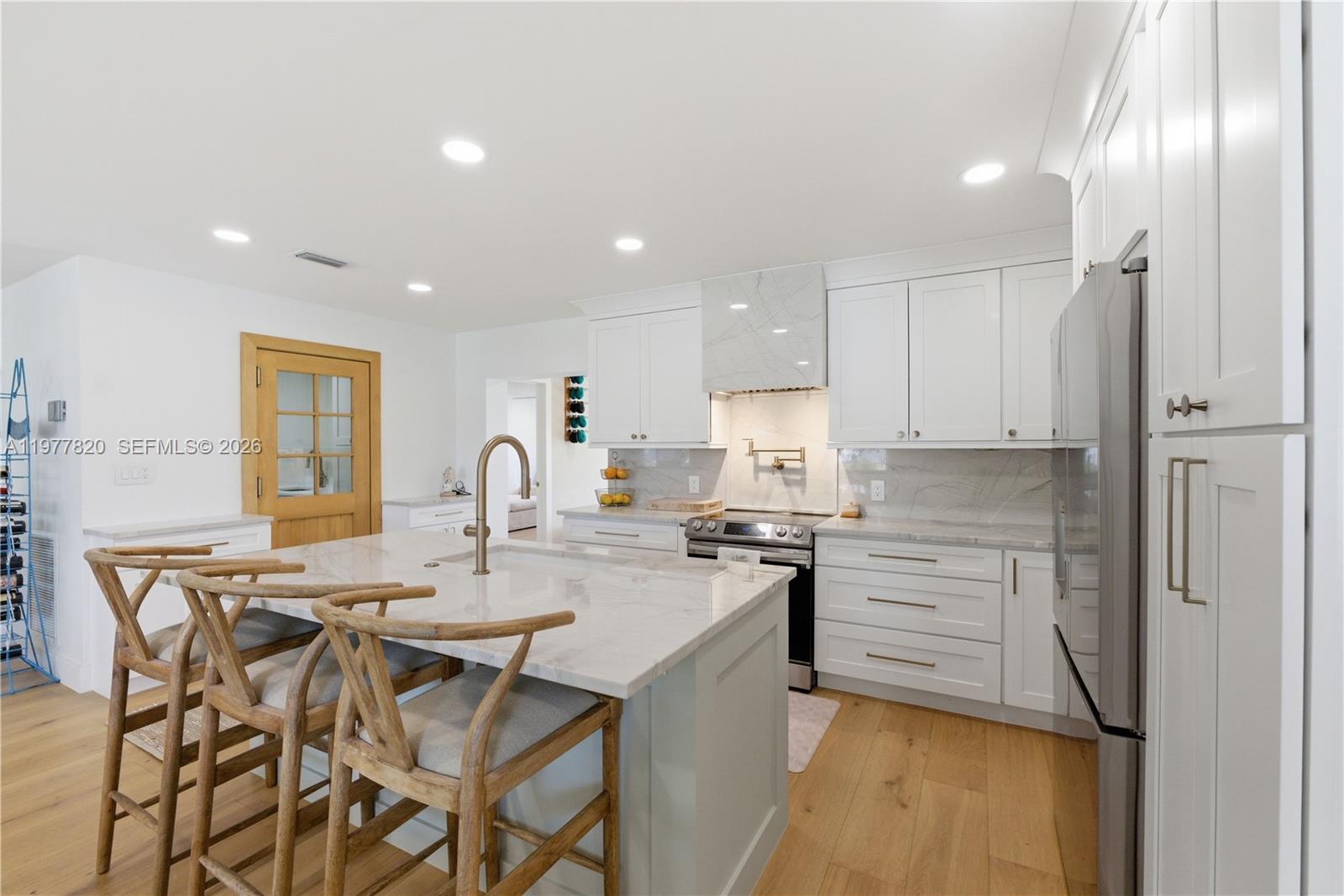 EASTVIEW MANOR - Residential Lease