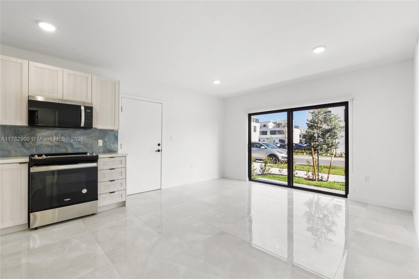 On Grandville - Residential Lease