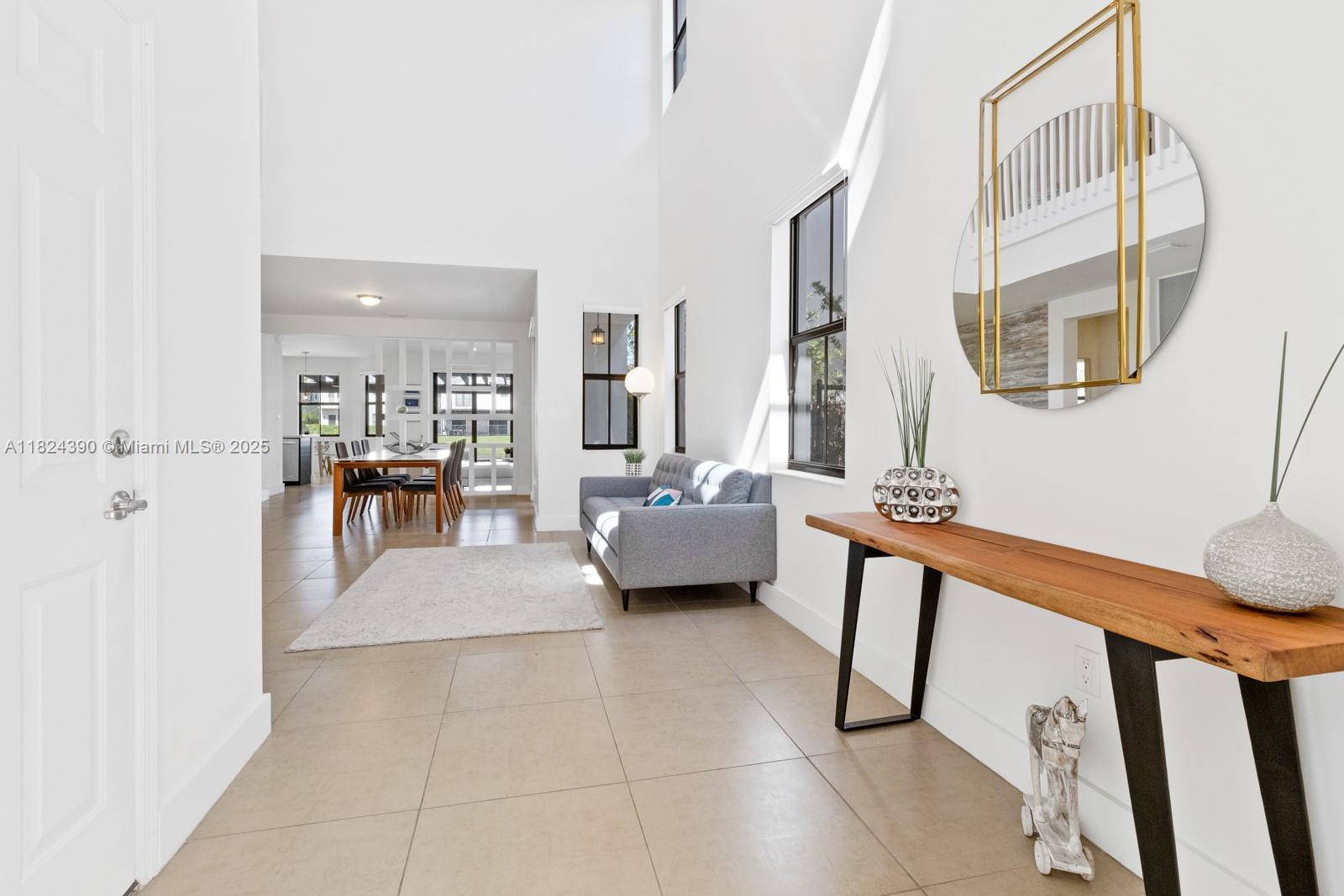 VINTAGE ESTATES - Residential Lease