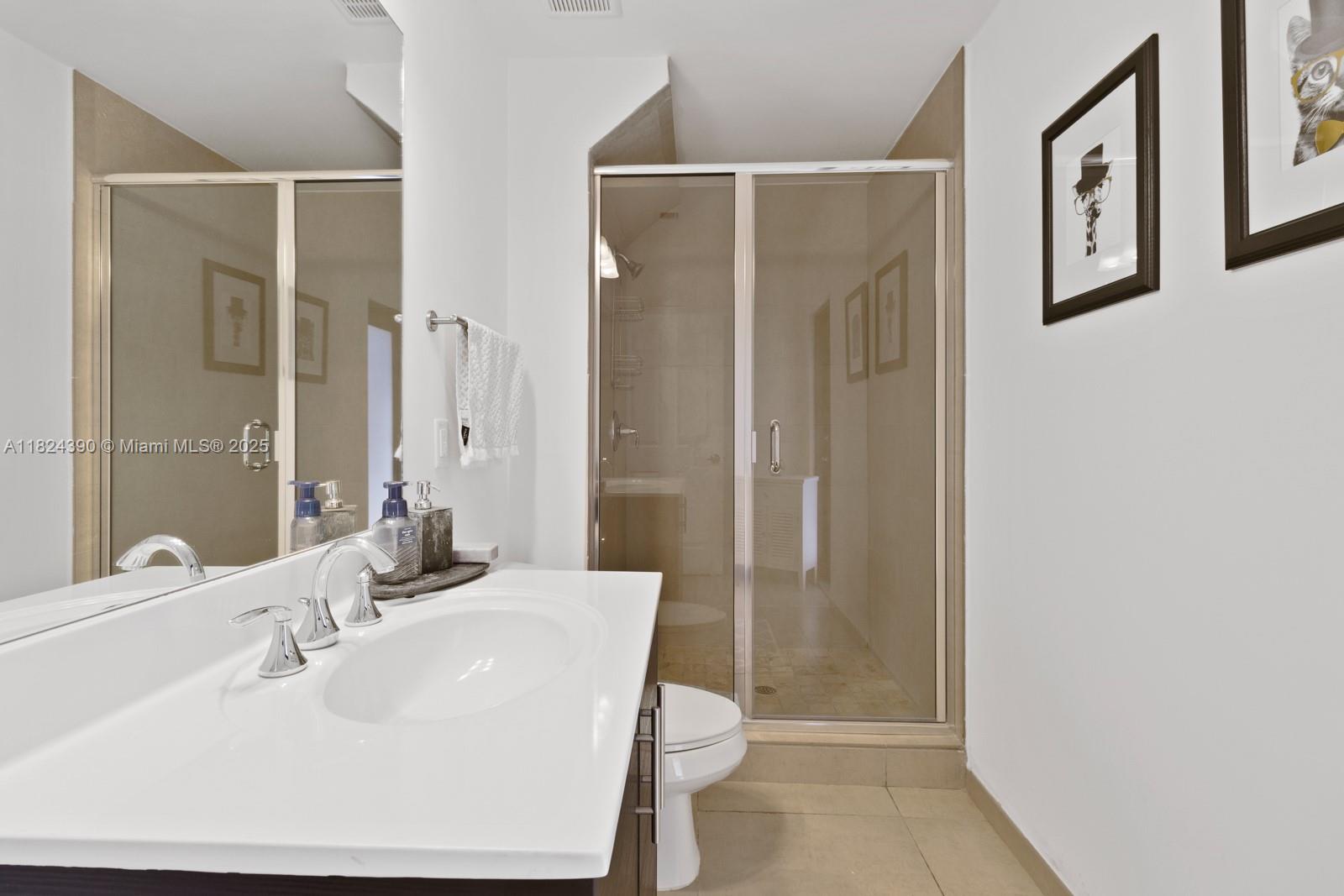 VINTAGE ESTATES - Residential Lease