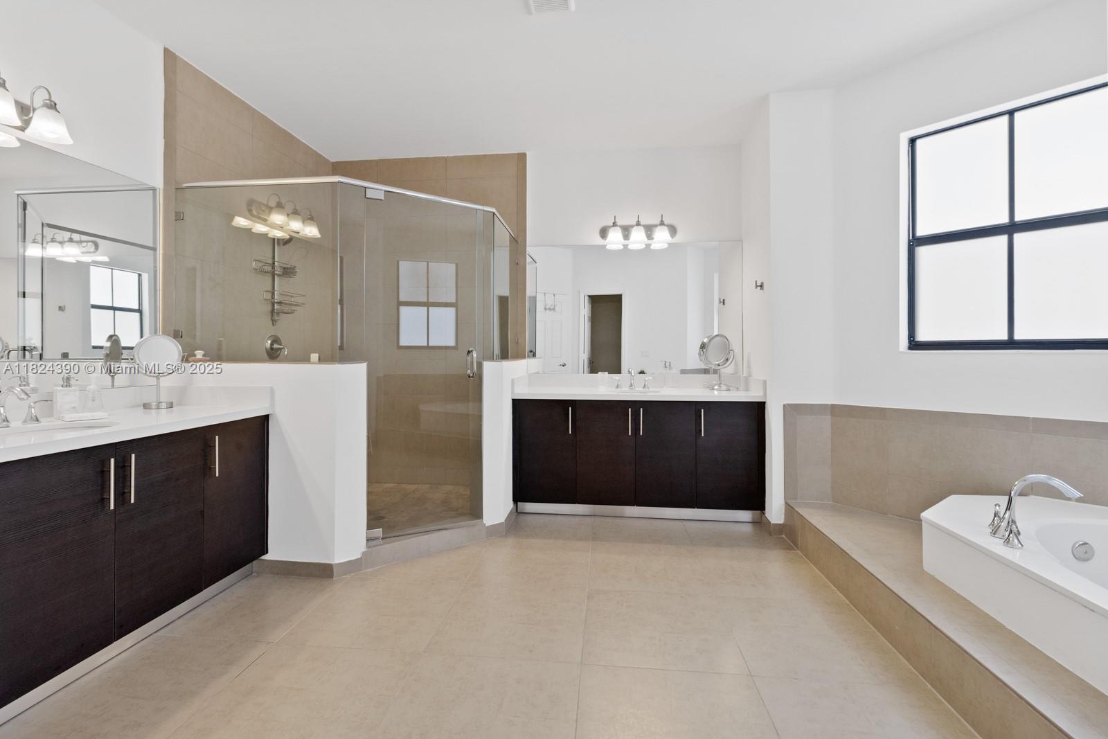 VINTAGE ESTATES - Residential Lease