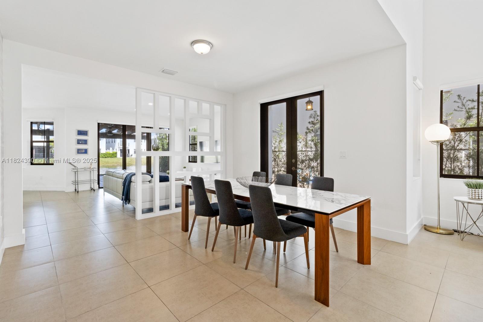 VINTAGE ESTATES - Residential Lease