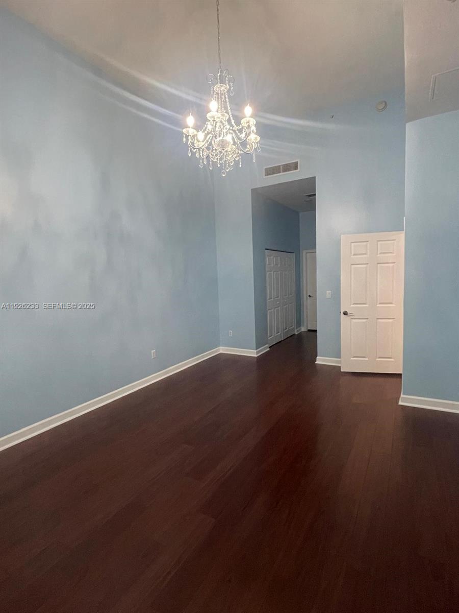 COLONNADE AT DADELAND SW - Residential