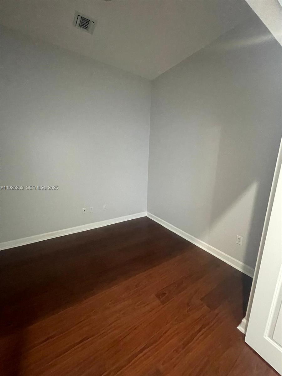 COLONNADE AT DADELAND SW - Residential