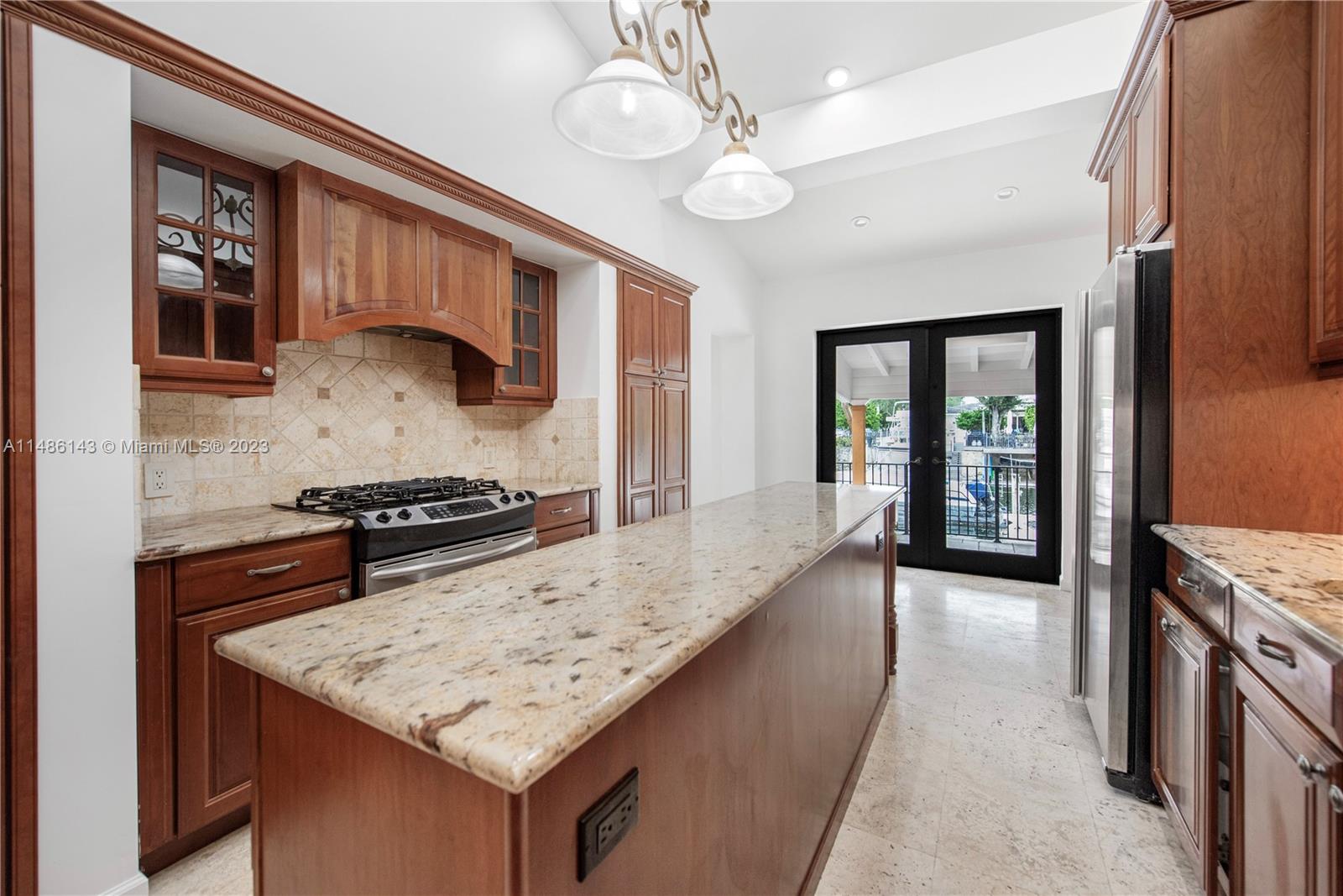 CORAL GABLES RIVIERA SEC - Residential