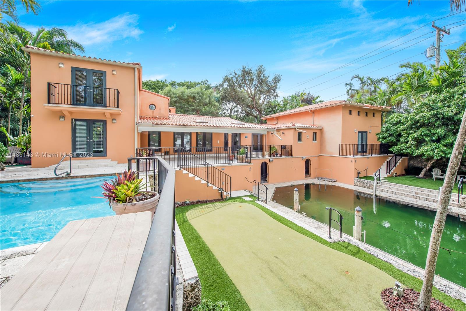 CORAL GABLES RIVIERA SEC - Residential