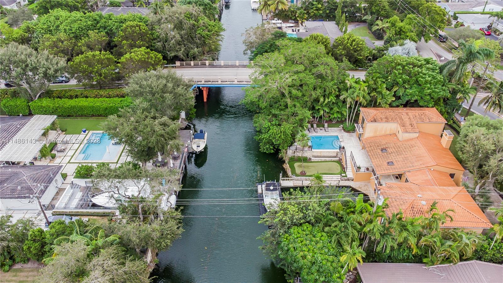 CORAL GABLES RIVIERA SEC - Residential