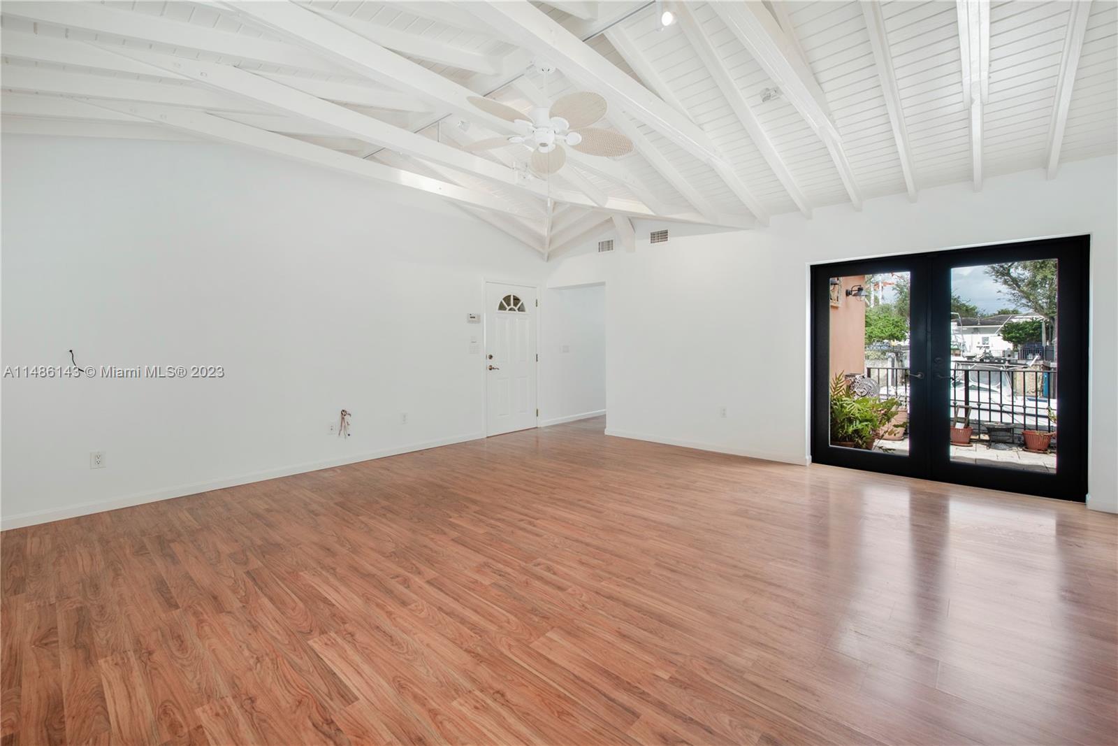 CORAL GABLES RIVIERA SEC - Residential