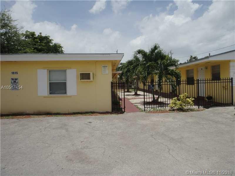 Excelent One Bedrom,Great Location,One block US-1,Just Away to Aventura Maall/Old Town Hollywood,Ready to move in,Tenant will have to pay Yaffe International Realty $95 transaction fee as a regulatory compliance.