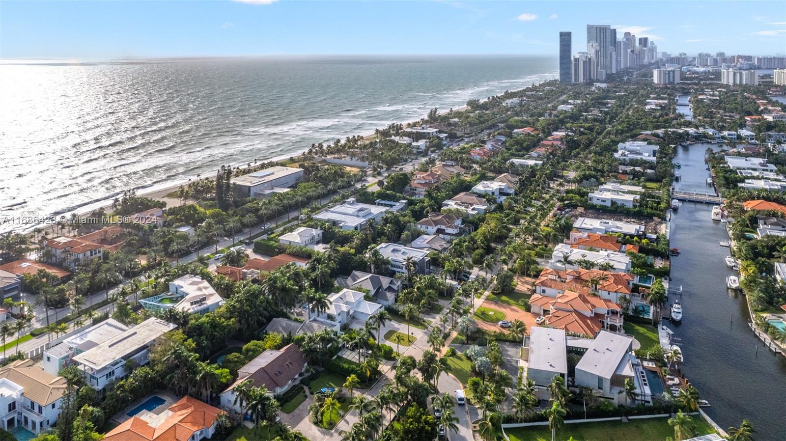 GOLDEN BEACH SEC E - Residential