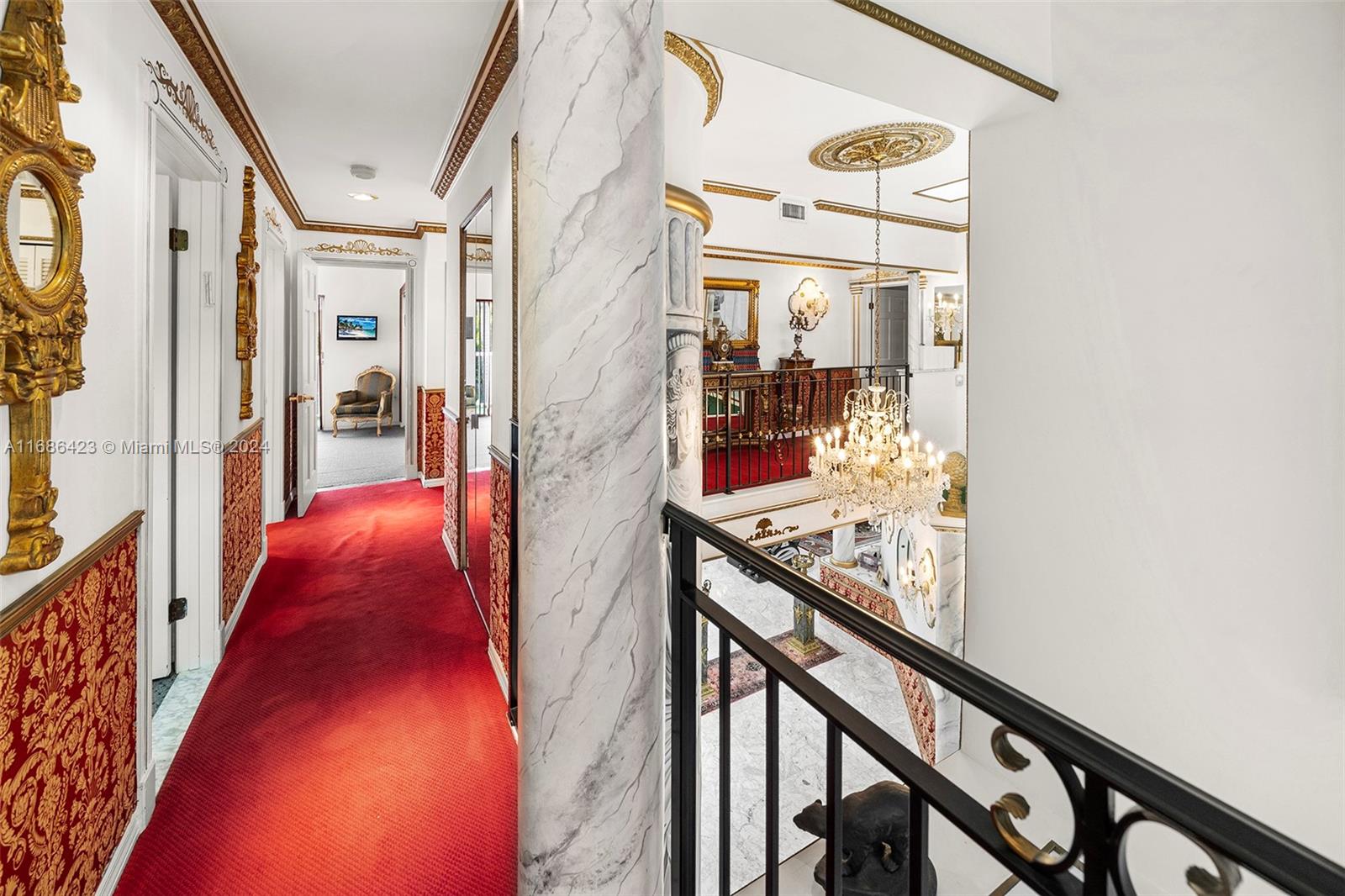 GOLDEN BEACH SEC E - Residential