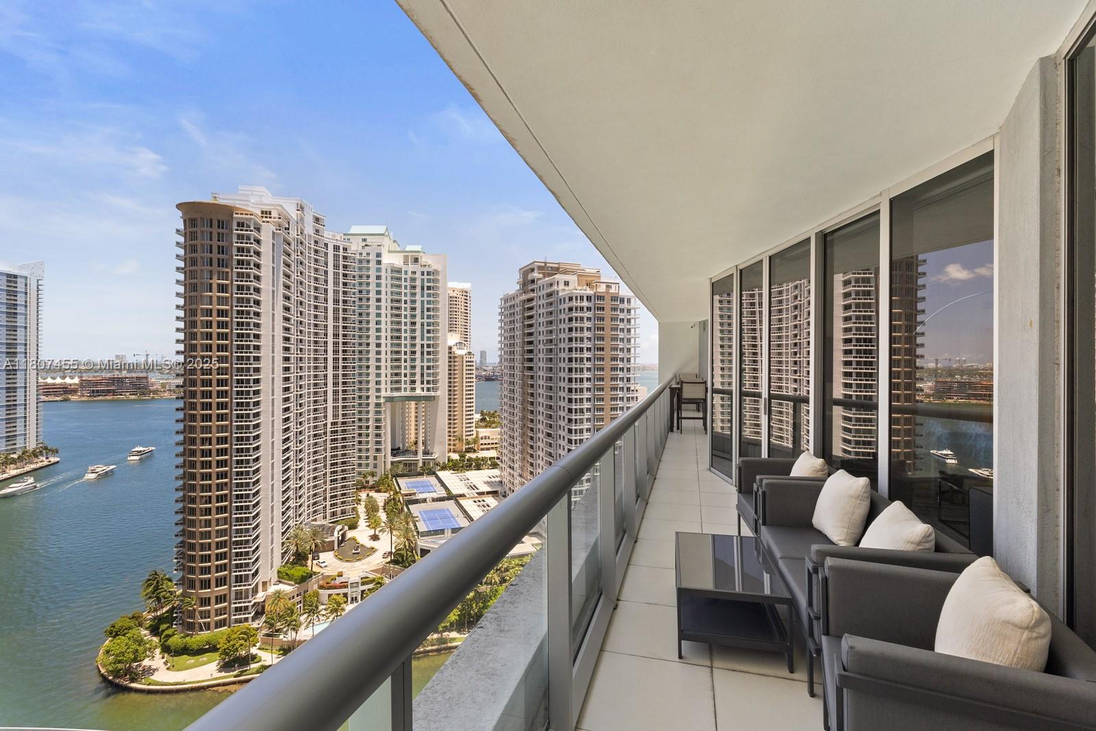 ICON BRICKELL NO TWO - Residential