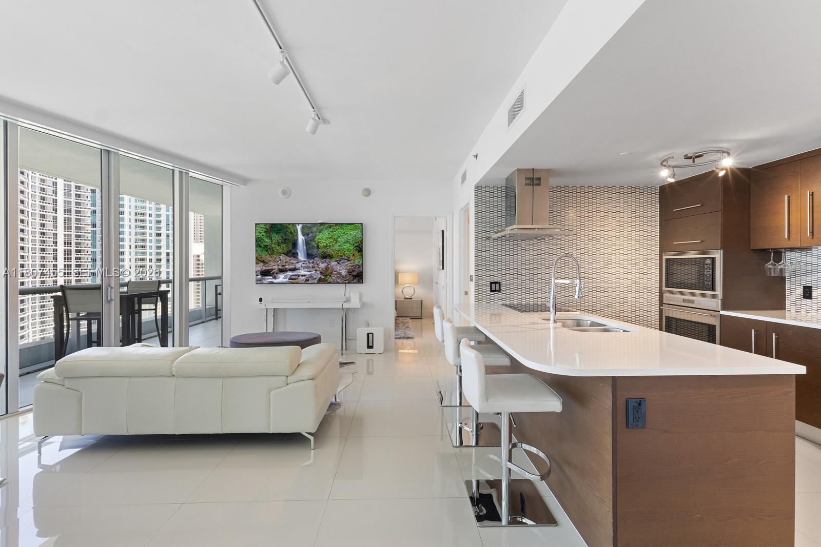 ICON BRICKELL NO TWO - Residential