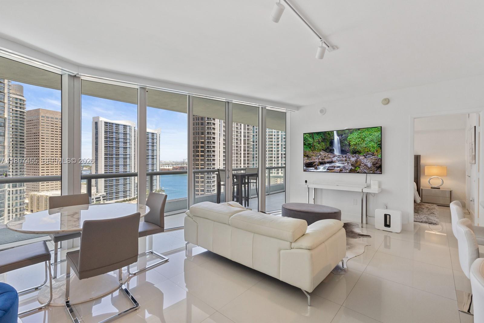 ICON BRICKELL NO TWO - Residential